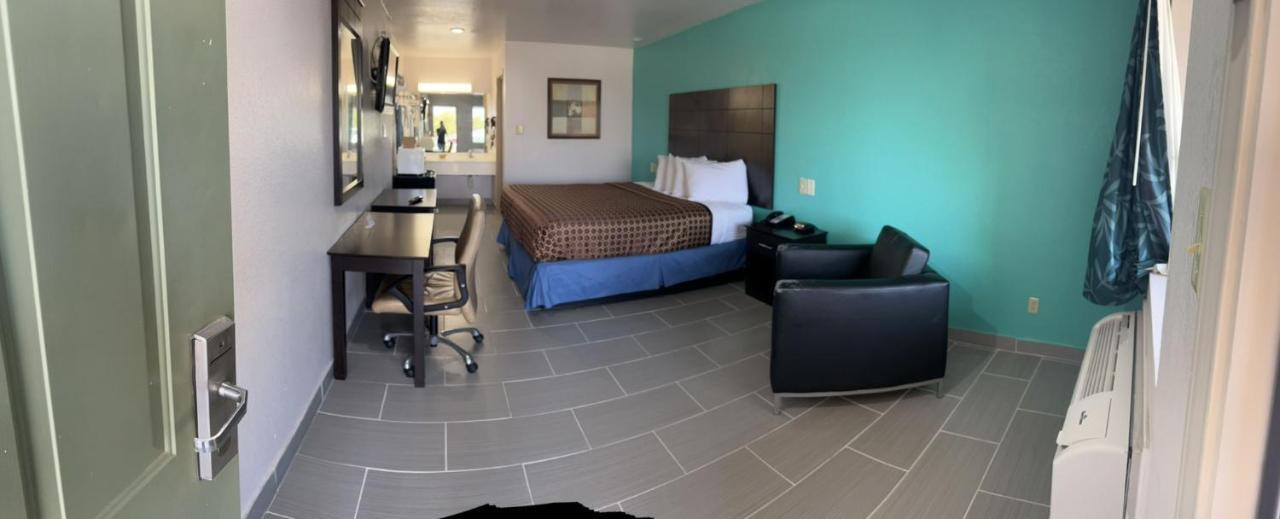 Country Hill Inn & Suite Eagle Pass Eksteriør bilde